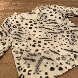 Chico’s top, animal print, blk/ivory print M to L